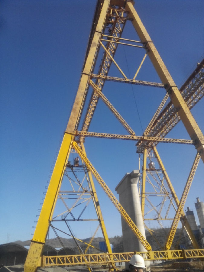 門式起重機監(jiān)控系統(tǒng)現(xiàn)場照片三